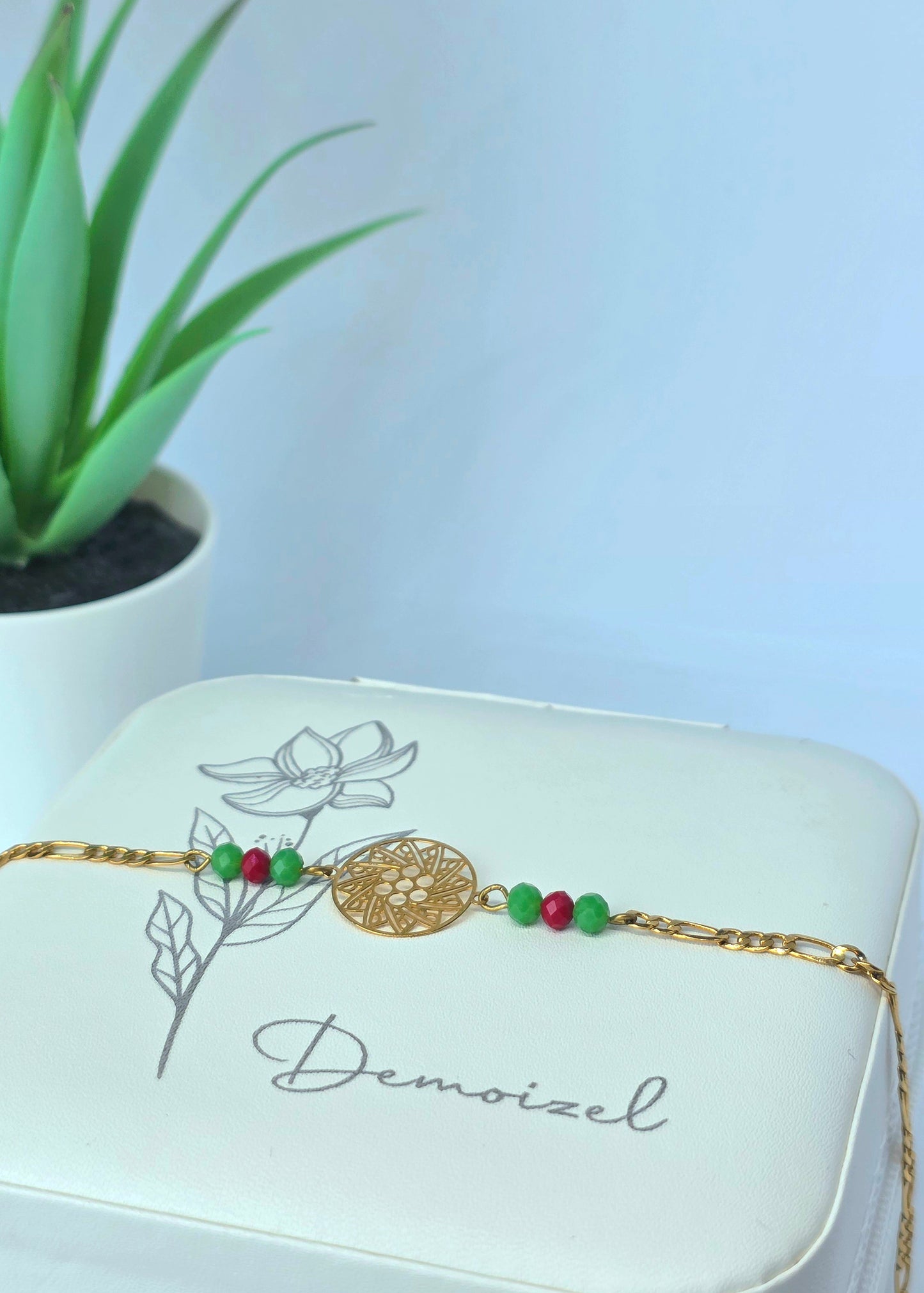Refined Bracelet with Colorful Beads