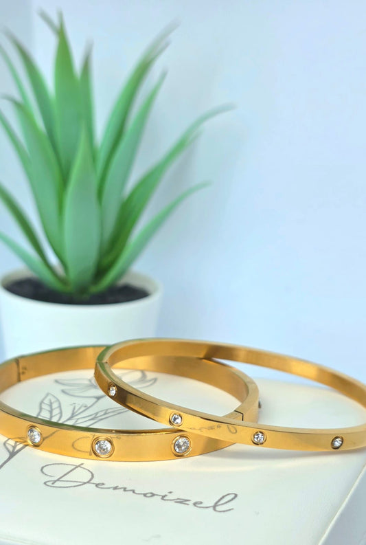 Sparkling Gold Bracelet with Crystal Accents