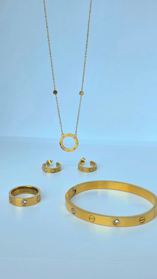 Elegant Gold-Plated Jewelry Set with Sparkling Stones