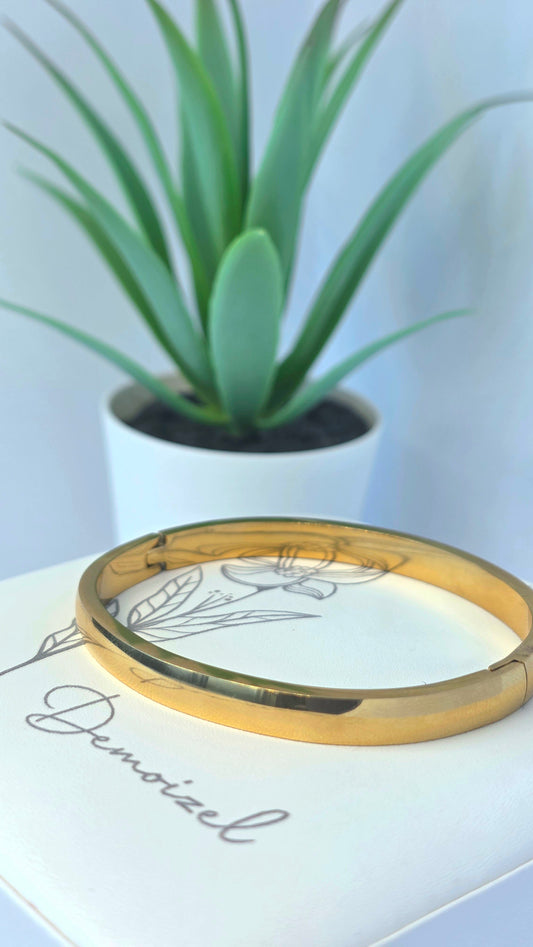 Classic Gold Bracelet