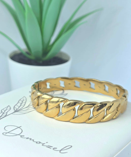 Gold Cuban Link Bracelet